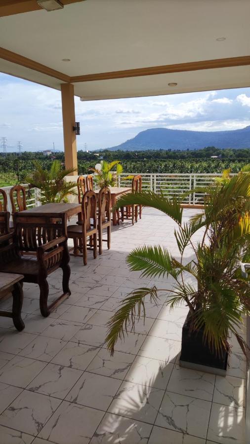 Monica Guesthouse Kampot Exterior foto